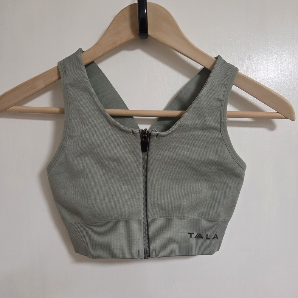 TALA Womens Zip Front Sports Bra Sage Green Ribbed Seamless Activewear Small